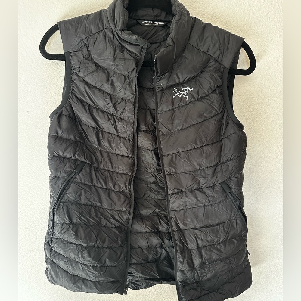 Arcteryx black vest